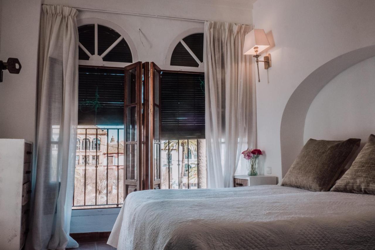 La Covacha Del Pintor Apartment Кармона Екстериор снимка